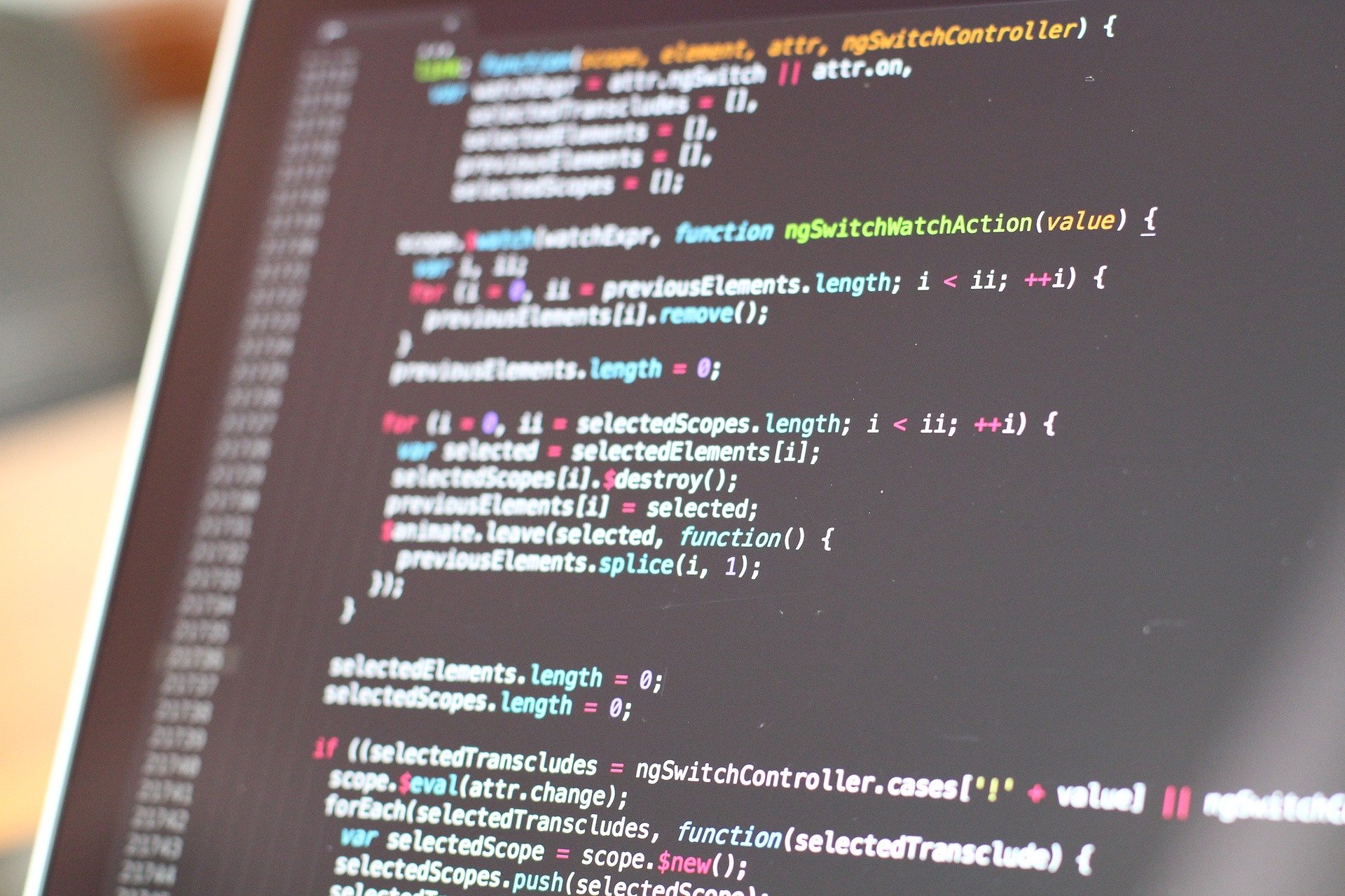 Separate sources for different types of devices | Porting a game has to be done by hand only